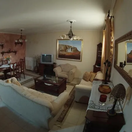 Lenas House